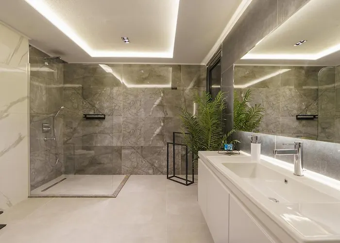 Atheria Apartment